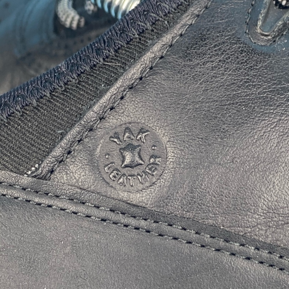 Ecco Black Leather Shoes. - Picture 6 of 12